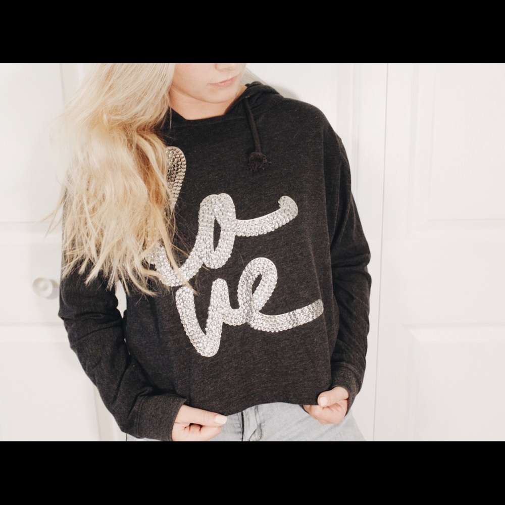 l o v e cropped hoodie